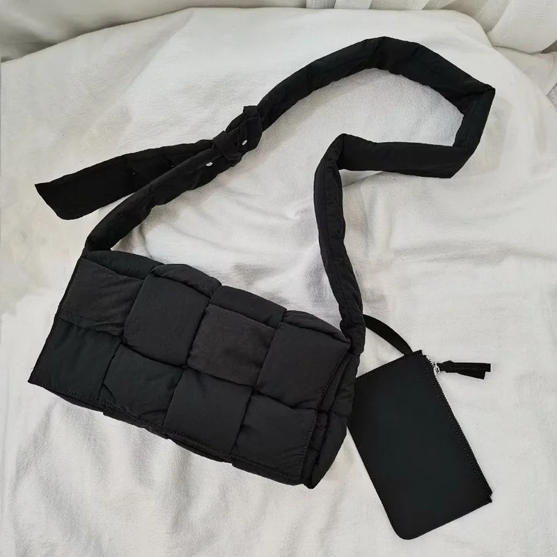Bolso de hombro acolchado tejido de algodón para mujer, Cassett, bolsos cruzados con almohada de nailon elegante de lujo con bolso de mano para