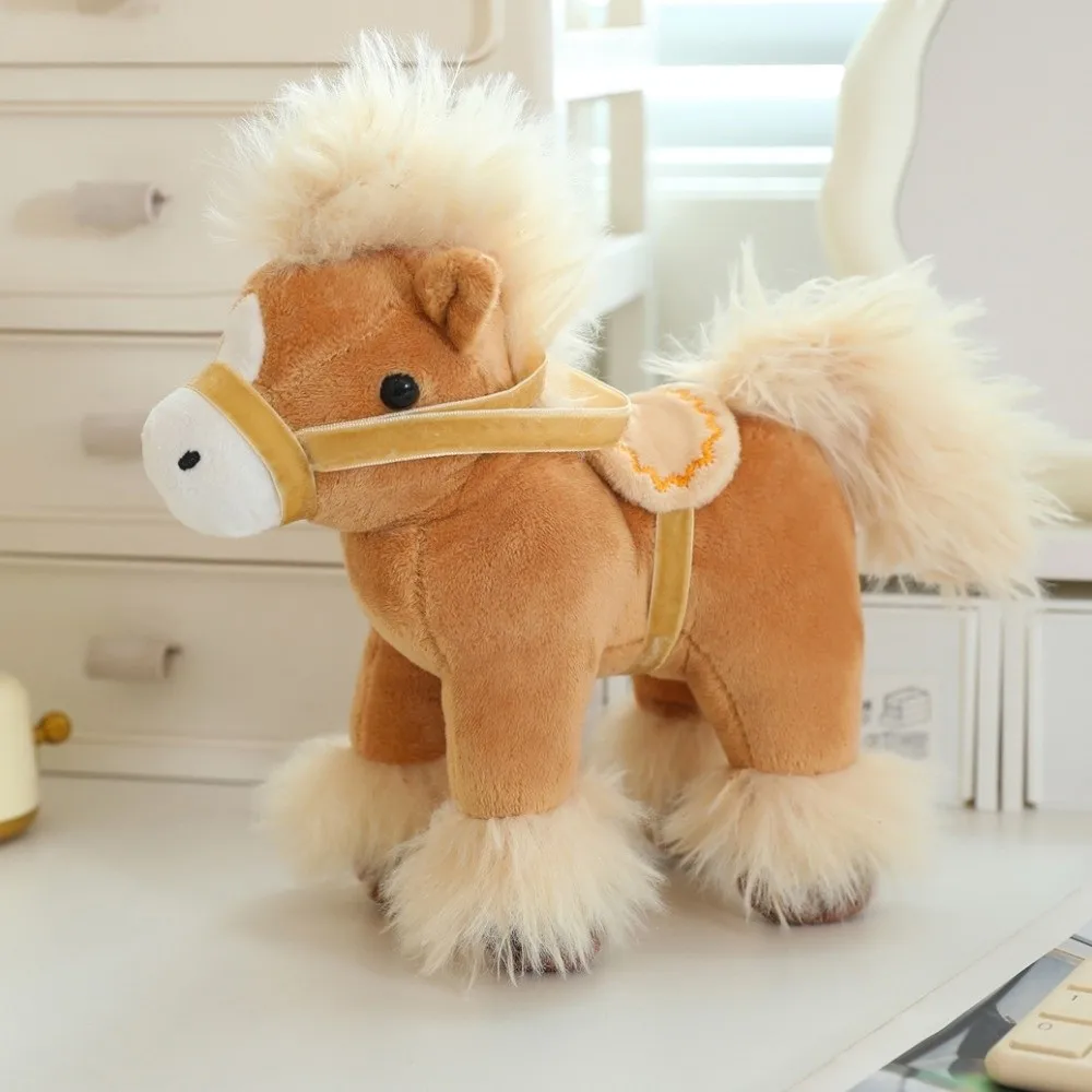 マスコット人形 2026 馬のぬいぐるみ かわいいシミュレーション馬のぬいぐるみおもちゃ クリエイティブで可愛い干支の馬の置物 お祭りの装飾