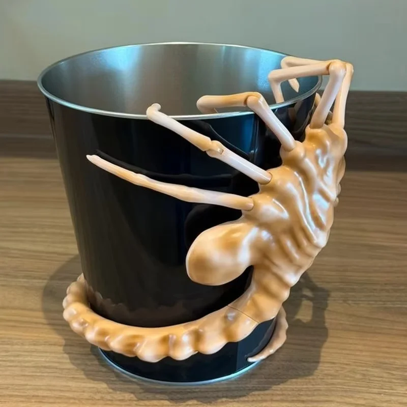 Hot Sale Alien Facehugger Popcorn Bucket  Large Capacity Xenomorph Bucket Water Bucket Cup Movie Peripherals Room Decor Model