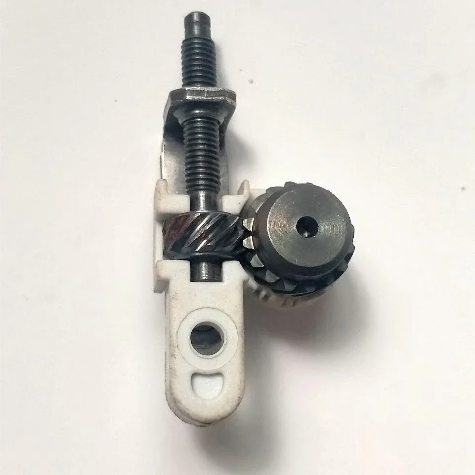 German imported original Steele MS251 chainsaw chain adjustment wire guide plate tensioner STlHL accessories