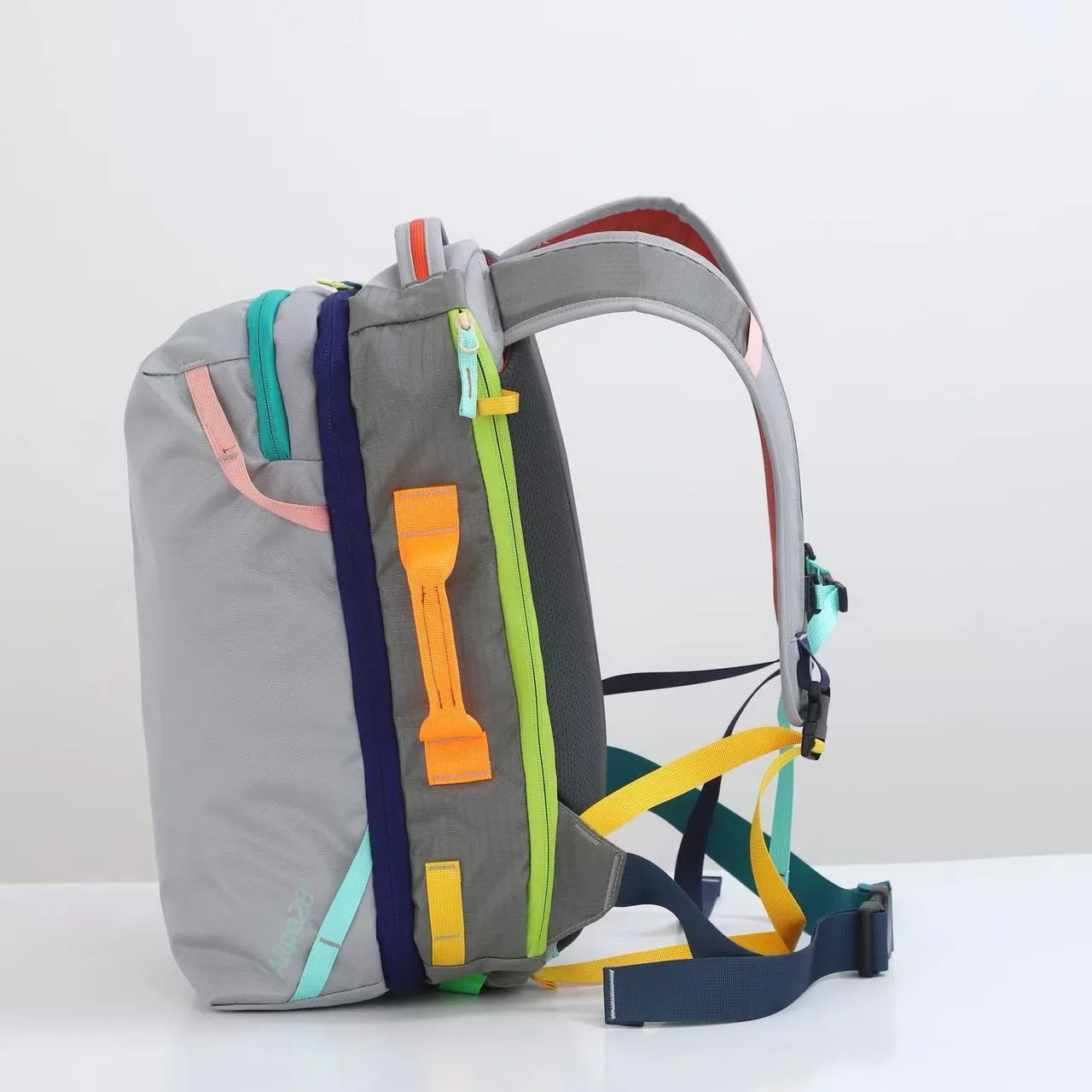 new-brand-28l-large-capacity-outdoor-travel-backpack-multifunctional-double-strap-bag-unisex