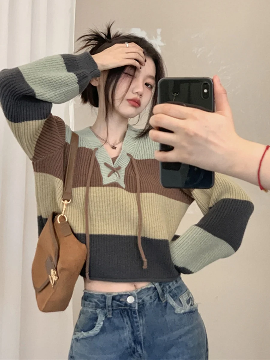 

Autumn Winter Stripe Color Blo Long Sve V Ne Knitwear Women Loose ort Sle Commute Faion Slimming Younglooking Sw...