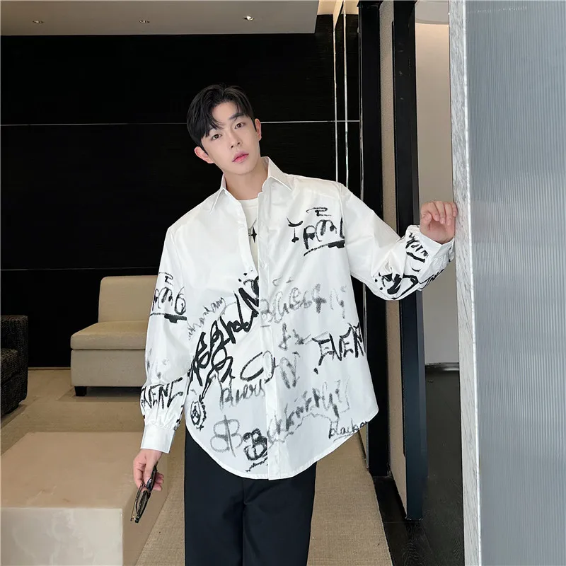 Camicie da uomo Chic stampa Graffiti vestiti oversize uomo 2024 autunno stile coreano High Street Fashion top nero bianco