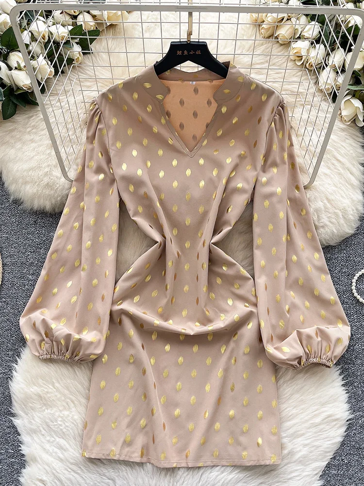 

Women‘s Summer Dress Fashionable V-neck Lantern Sleeve Hot Gold Polka Dot Slim Fit Waist Cinched A-line Short Vestidos DS146