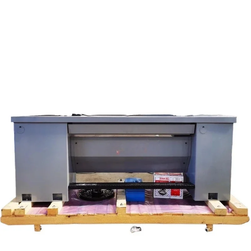 C0636/1000 Manual Lathe Machine New Condition Medium Duty Home Use Construction Industries 1000mm Distance
