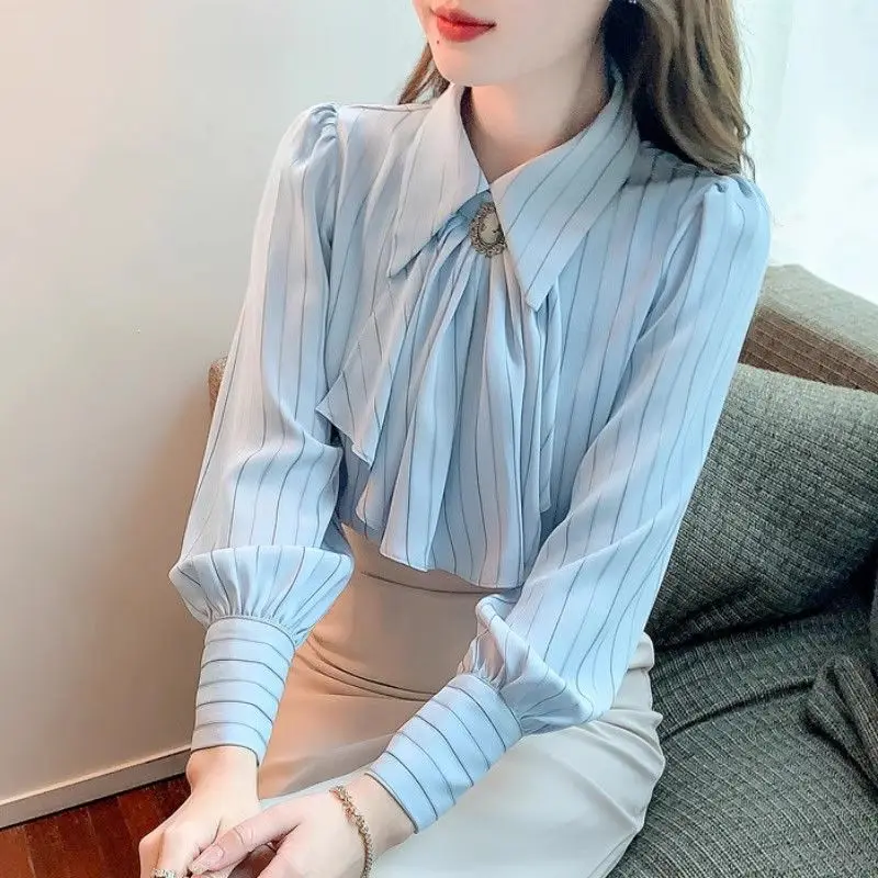 

2024 Spring Autumn Clothes Women New Long Sleeve Loose Shirts Female Office Lady Striped Shirt Ladies Buttons Blouses J380