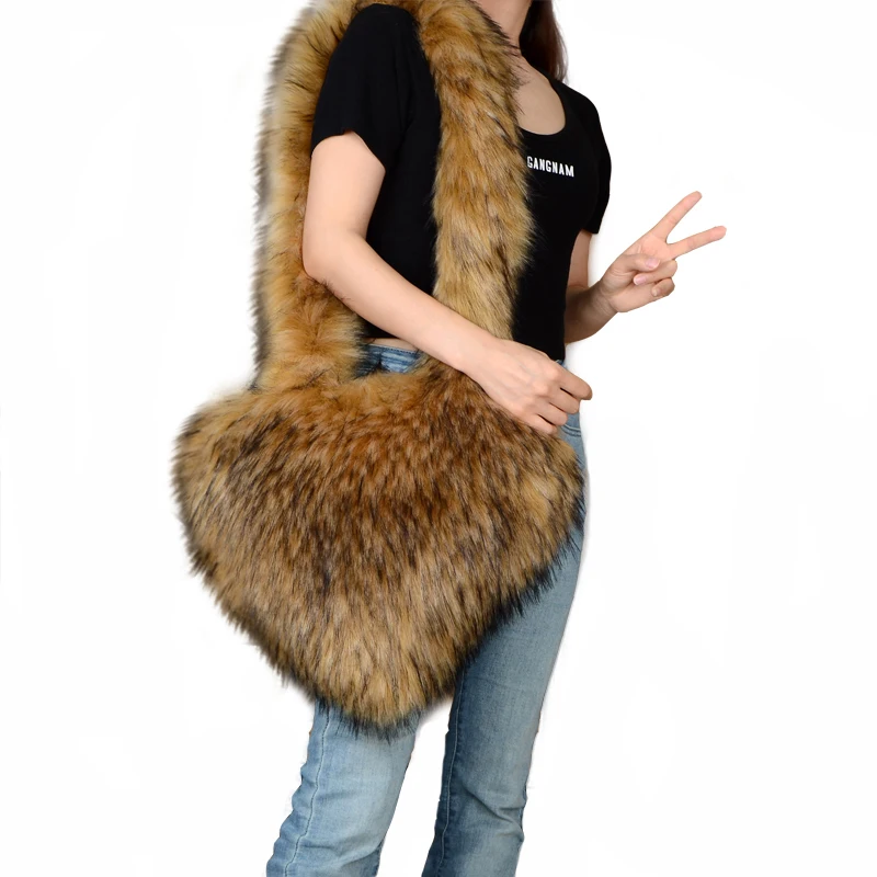Faux Fur Winter Women Handbags Cute Plush Ladies Heart Shap Women\'s Fashion Ladies Shoulder Bag Crossbody Female Bags For Women
