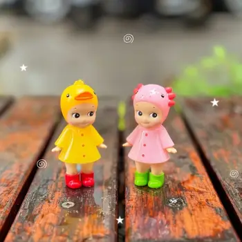 Nový Sonny Angel I Love Rainy Day Series Blind Box Roztomilé minifigurky Modely Kawaii Mystery Box Dekorace Hračky Dárky pro fanoušky Děti 10 nejlepší prodej přívěsek na klíče s andělským synkem - №10
