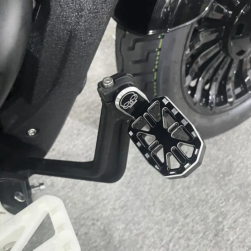 SEMSPEED CNC Motorcycles Footrest Foot Brake For BENDA Dark Flag 500 Black Flag 950 Chinchilla 500/450/250 Napoleon BoB 450