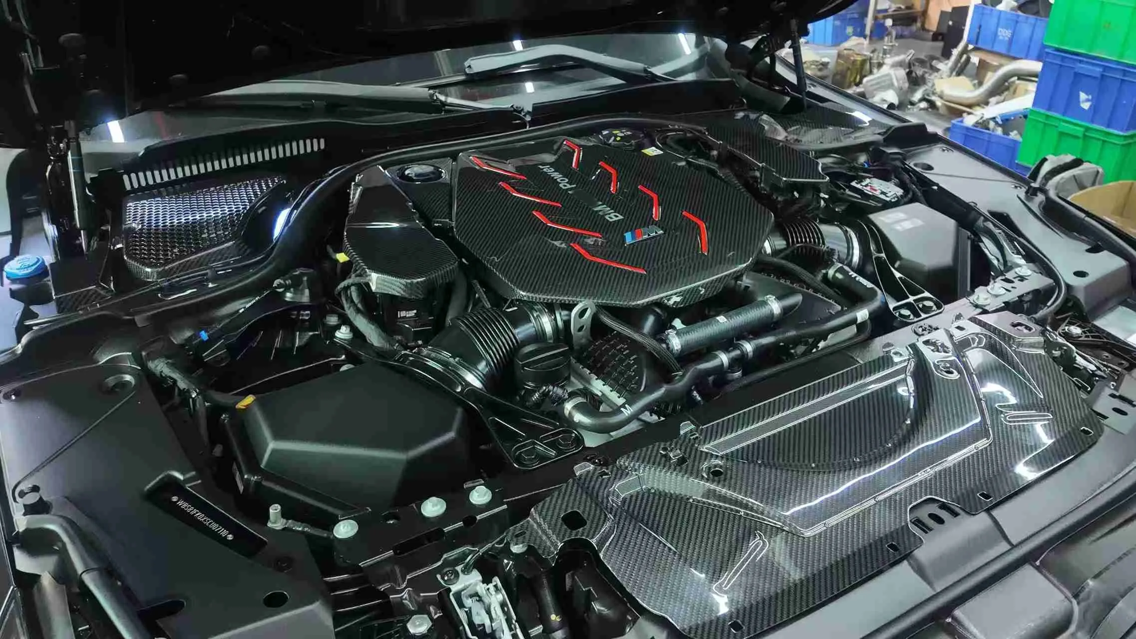 High Quality Car Engine Hood Suitable For BMW M5 G90 M Style Carbon Fiber Engine Hood