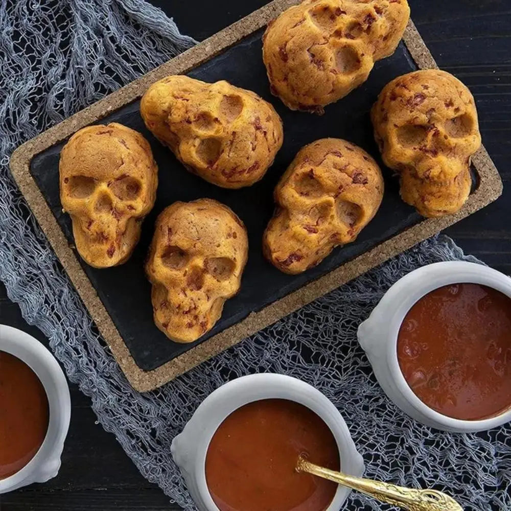 

3D Skull Molds Halloween Skull Baking Mold High Temperature Resistance Aluminum Skull Cake Mold Realistic Kitchen Supplies