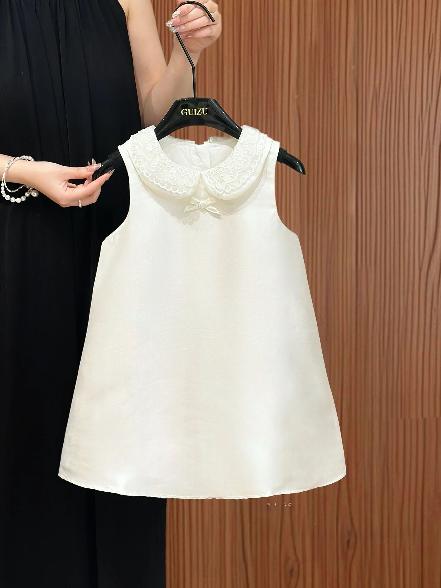 elegant-white-vest-skirt-birthday-dress-for-baby-girls-summer-lightweight-luxury-baby-girl's-first-year-anniversary-dress