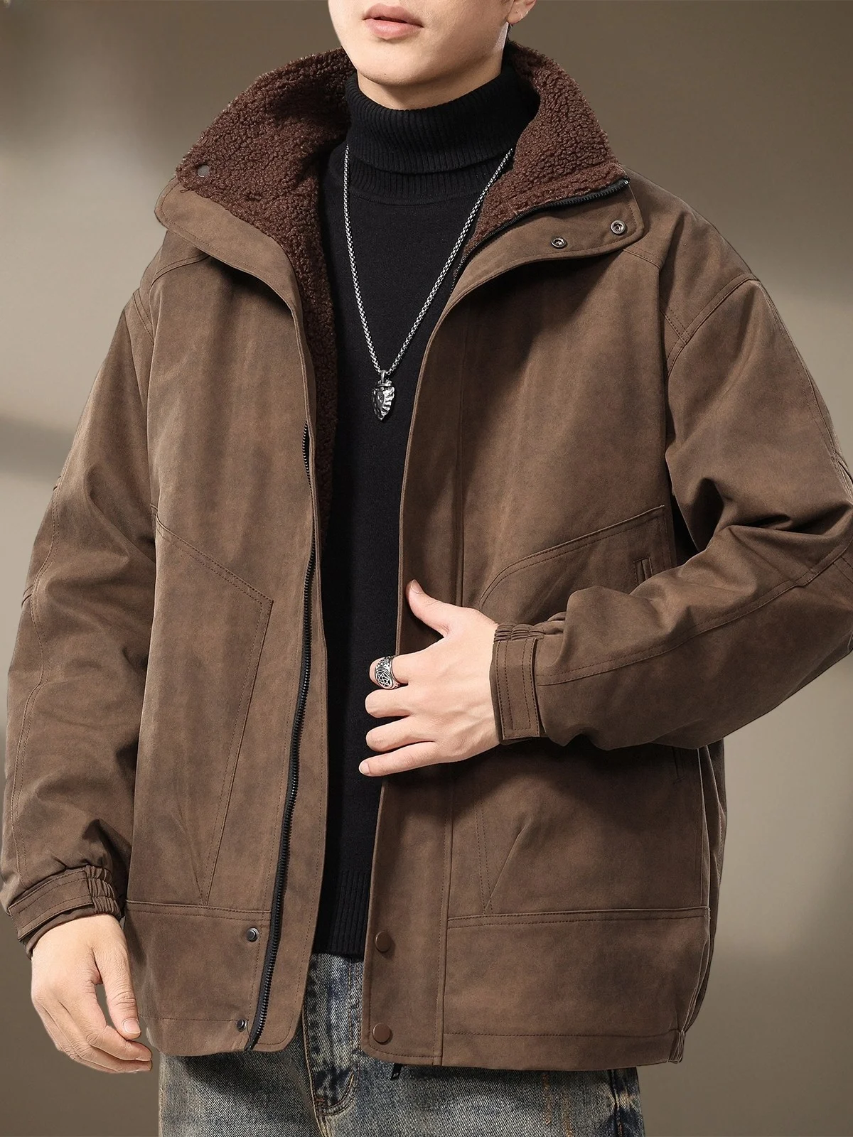 

Мужская куртка из овечьего вельвета, весна 2026, новая, на флисовой подкладке, утепленная, повседневная, с воротником-стойкой, на молнии, с декоративными элементами