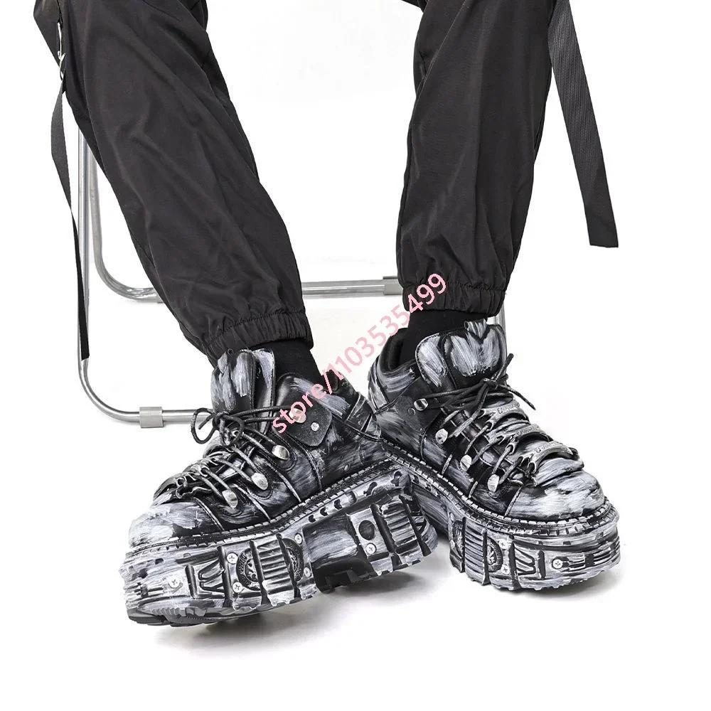 

2025 Winter Platform Punk Metal Rivet Ankle Boots New Round Sports Casual Lace-Up Pumps Fashion Street Rock 36-43 Short Boots