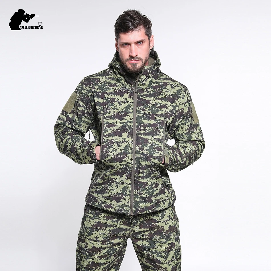 Outdoor Camoflage SoftShell Men\'s Suits 5XL Oversized Waterproof Fleece Clothes Set Men Clothing Camping Hunting Suit A2F051