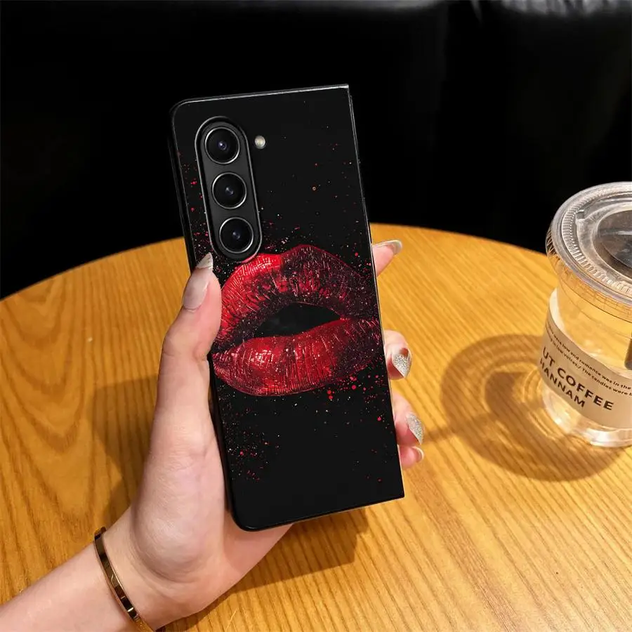 Spray Painted Red Lips Case for Samsung Galaxy Z Fold 8 Ultra ZFold7 ZFold6 Z Fold 7 6 5 4 3 ZFold4 ZFold5 ZFold3 Phone Cover