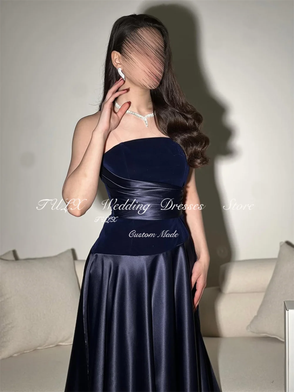 TULX-vestido de noche de satén azul profundo, Arabia Saudita, sin tirantes, sin mangas, vestidos de fiesta, línea A, vestido largo para ocasión Formal personalizado