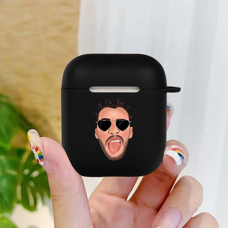 حافظة يو بيريو سولا باد باني مالوما الناعمة من البولي يوريثان الحراري لأجهزة AirPods 1 2 3 4 Pro غطاء صندوق سماعة الأذن اللاسلكي من السيليكون الأسود #2