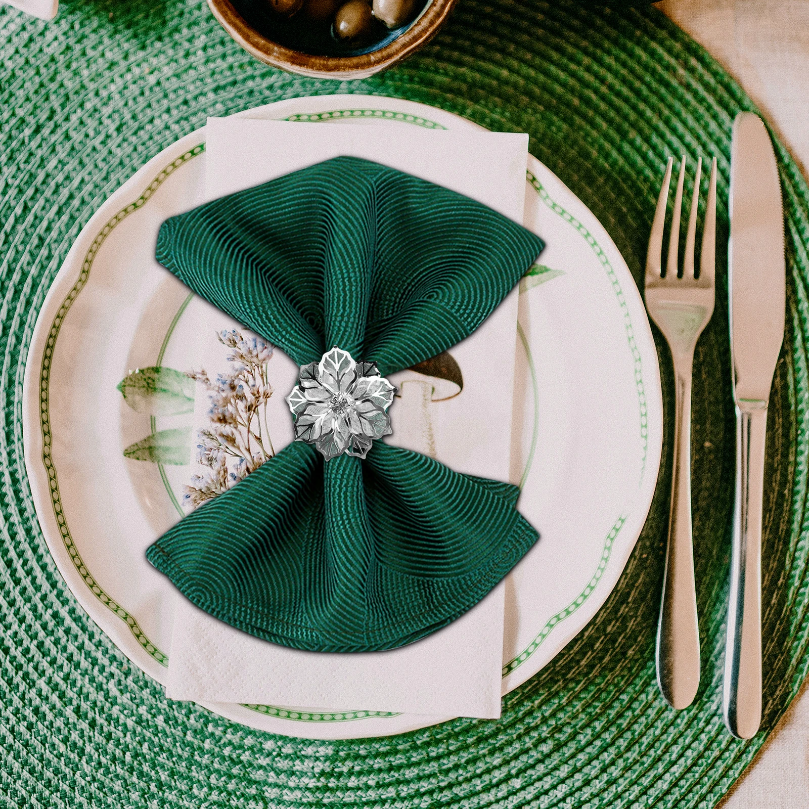 

8 Pcs Rings Floral Design Wedding Party Decorations Serviette Serviette Holder Holders Table Accessories