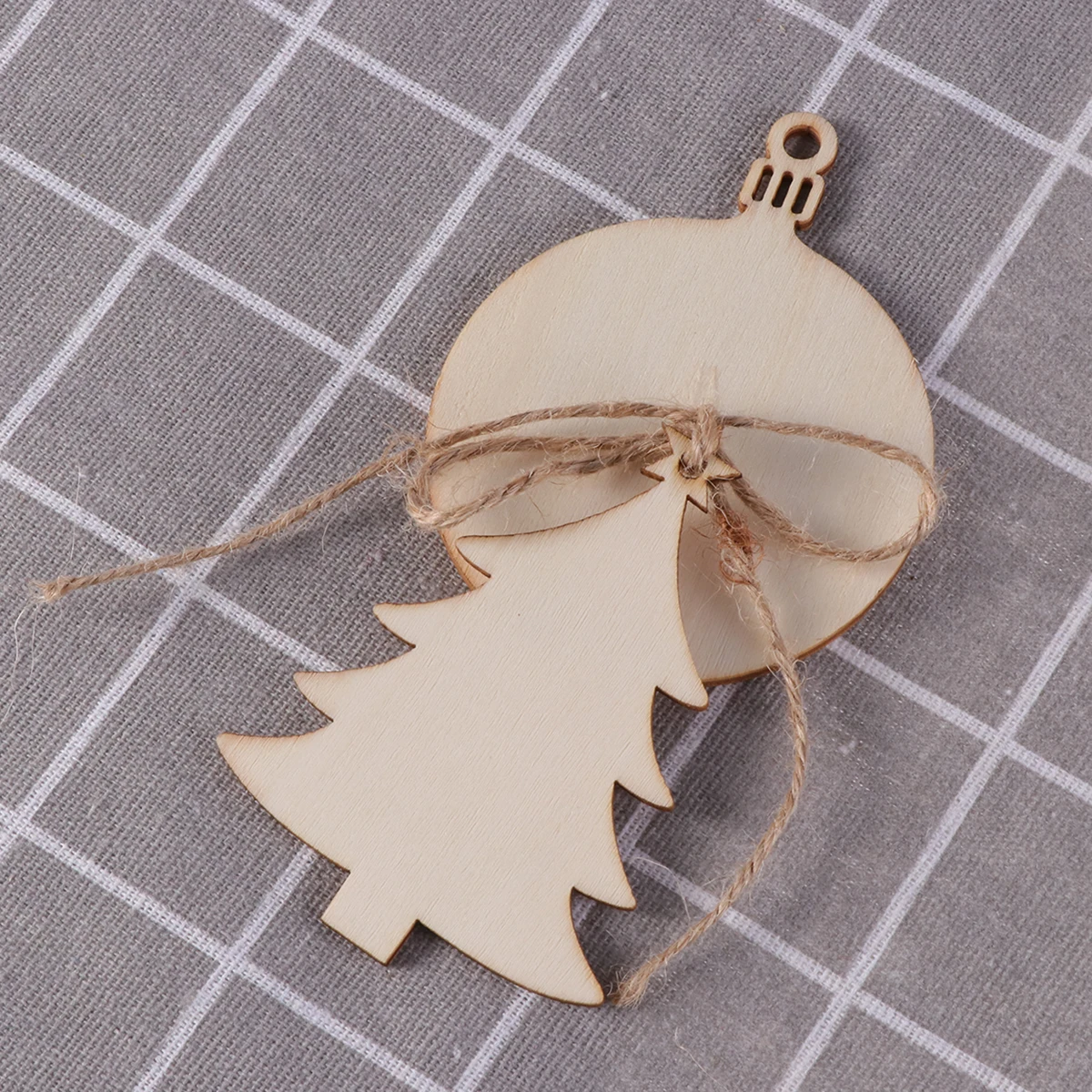 

40 Pcs Wooden Christmas naments Unfinished DIY Craft Decoration Supplies Wall Hanging Stocking Tree Shapes Pendants