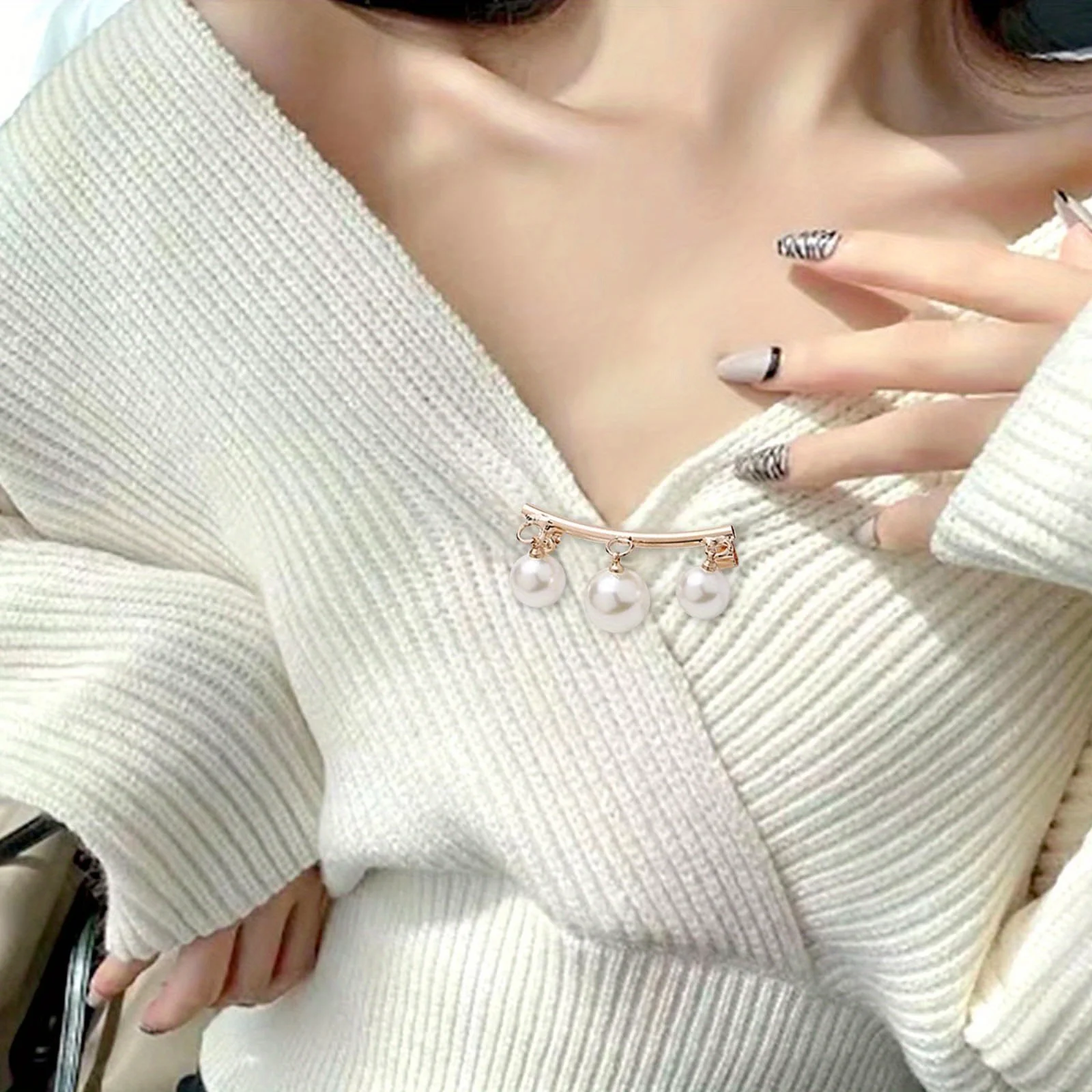 4pcs Golden Elegant Temperament Brooch Waist Adjuster Set - Mixed Color Fashion Safe Pin, Used for Clothes Fixing - view 4