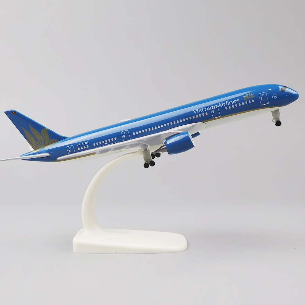 

Metal Aircraft Model 20cm 1:400 Vietnam B787 Metal Replica Alloy Material With Landing Gear Wheels Ornament Birthday Gift Toys