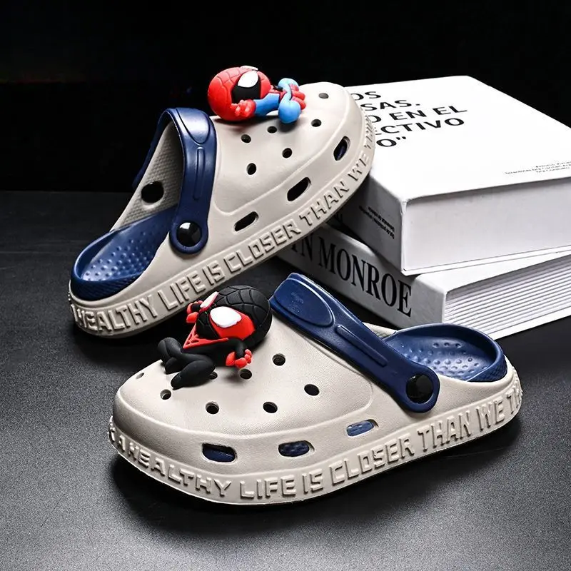 Marvel Children's Spider-Man Home Sandals Boys' Non-Slip Soft Soled Beach Slippers Middle-aged and Large Children's Outer Shoes