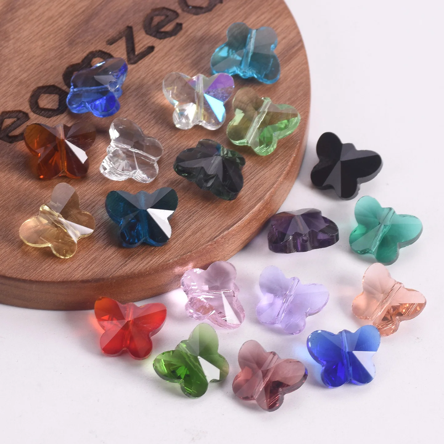 10 Stück 14 mm Schmetterlingsform, facettiertes Kristallglas, lose Bastelperlen für Schmuckherstellung, DIY-Bastelarbeiten