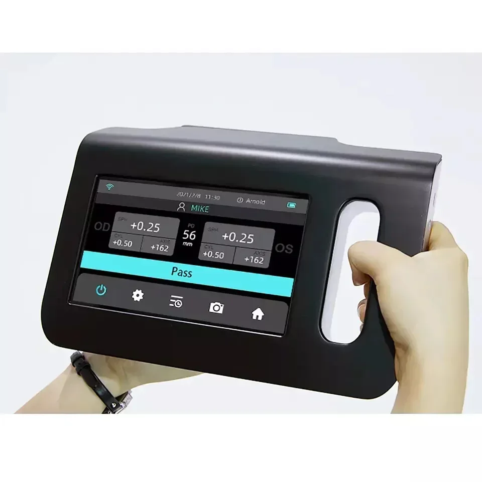 Ophthalmic Vision Screener C10 Handheld Auto Refractometer for USB charging Level detection and light brightness alert function