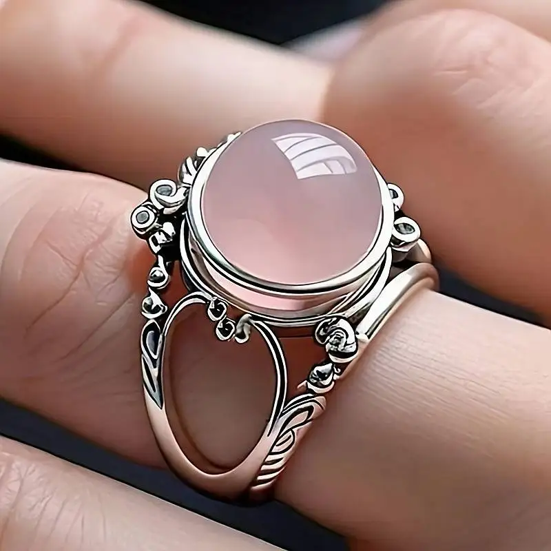 Huitan Süßer Damenring mit rosa Perlenstein, ästhetisches Party-Accessoire, graviertes Design, Vintage-Stil, eleganter Alltagsschmuck für Damen