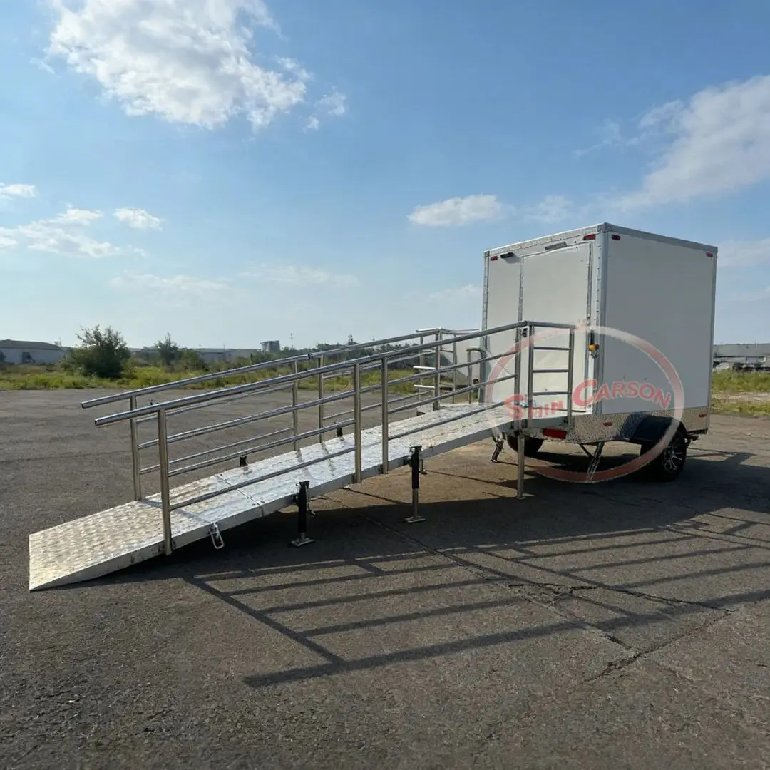 Lightweight Portable Toilet Trailer with Wheelchair Access Ramp for Festivals And Worksites