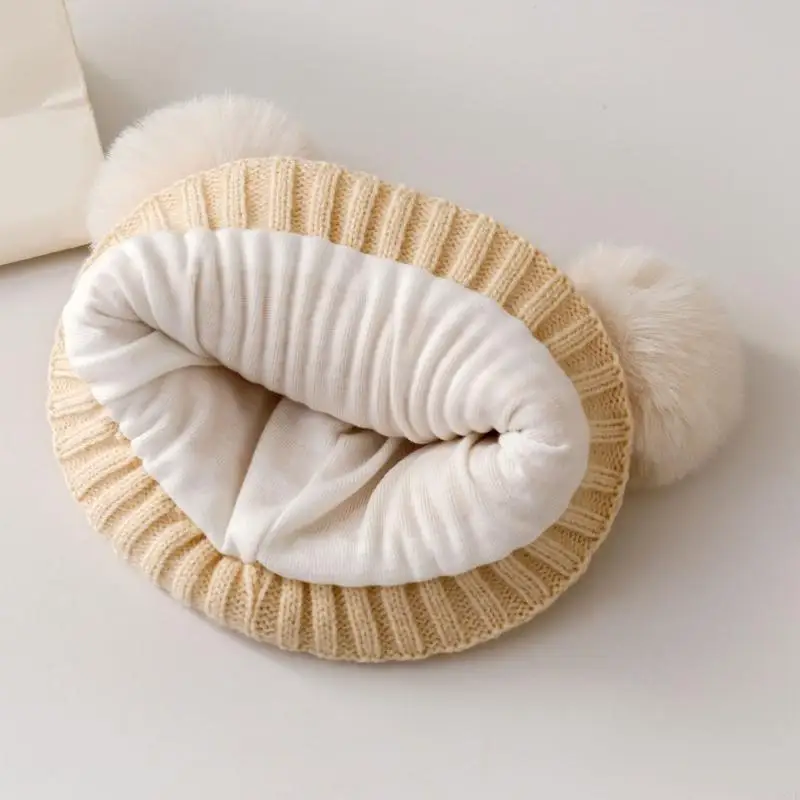 chapeu-croche-com-pompons-com-design-coelho-para-recem-nascidos-0-a-24-meses
