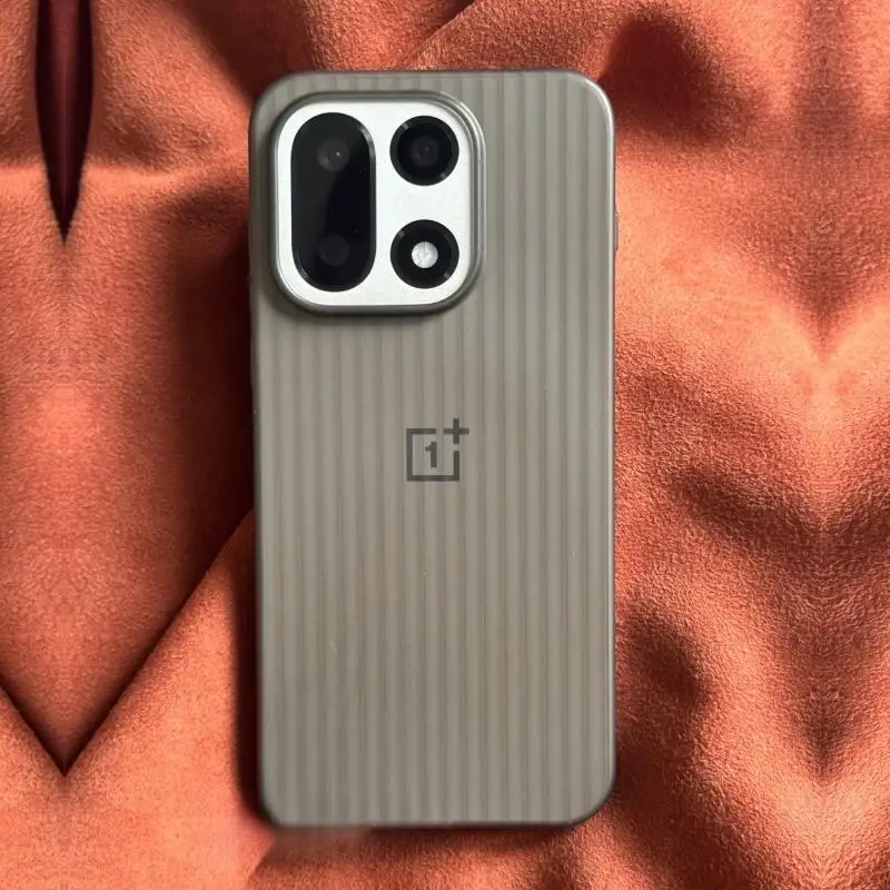 For OnePlus 15 13S 13T Case Corrugated Thin Skin-friendly Anti-fingerprint Cover For OnePlus15 13s 13t Shockproof Bumper Funda