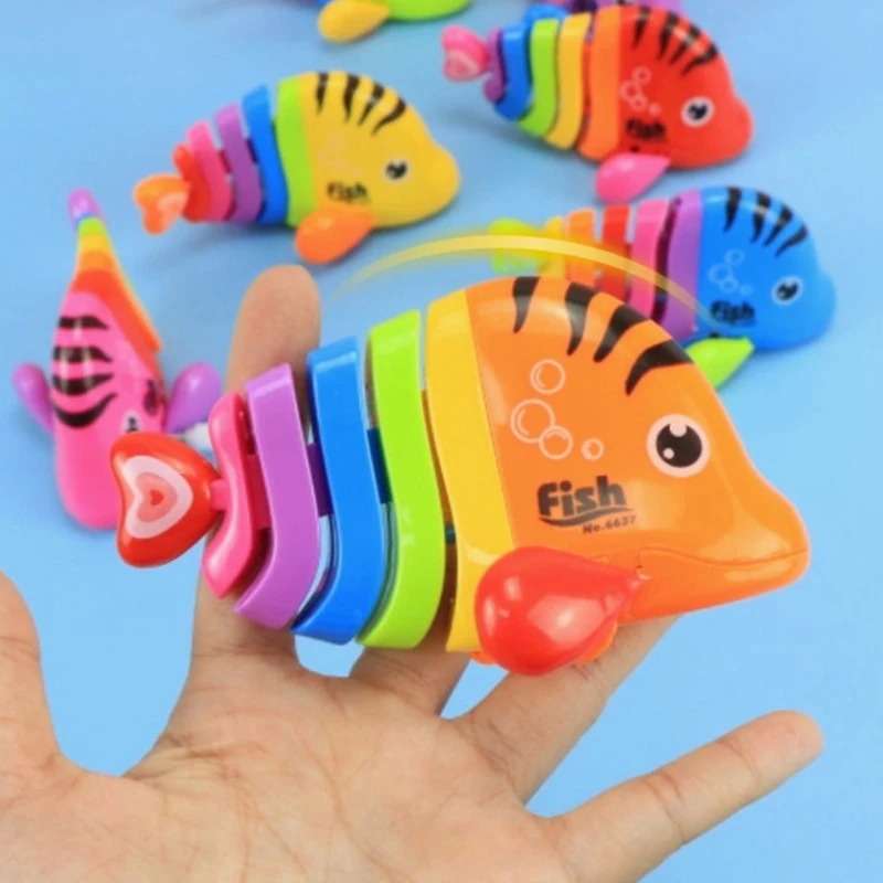 Creative Cartoon Cute Colourful Clockwork Swinging Fish  Funny Wind-up Running Fish Toys Children's Puzzle Toys Birthday Gifts