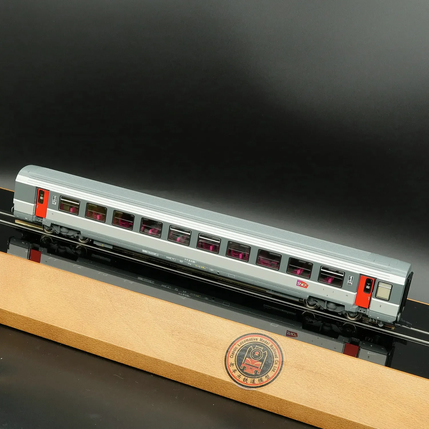 ROCO HO Type 1/87 Train Model 74536-41 Six-generation Passenger Car Five-section Set Train Model Toy Gift