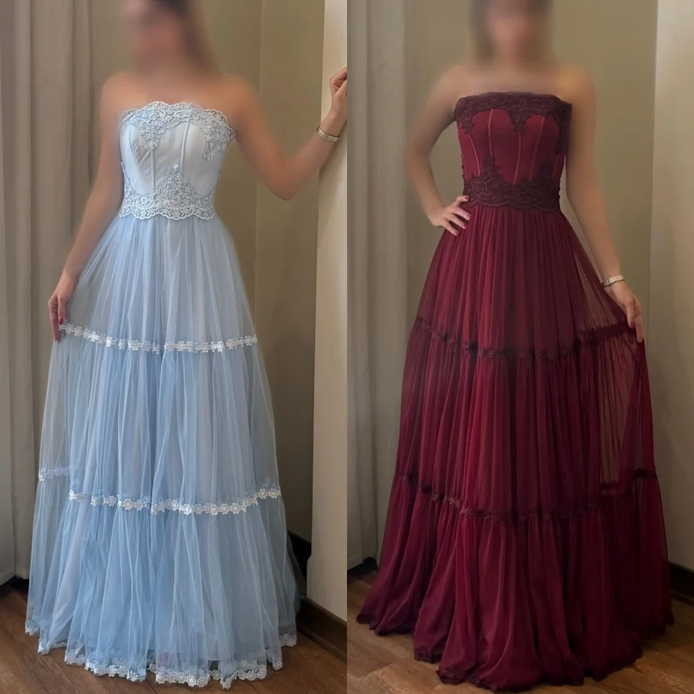 

Индивидуальные современные стильные одинаковые тюлевые аппликации со складками, длинные платья трапециевидной формы без бретелек, платья для особых случаев на заказ, доступны размеры