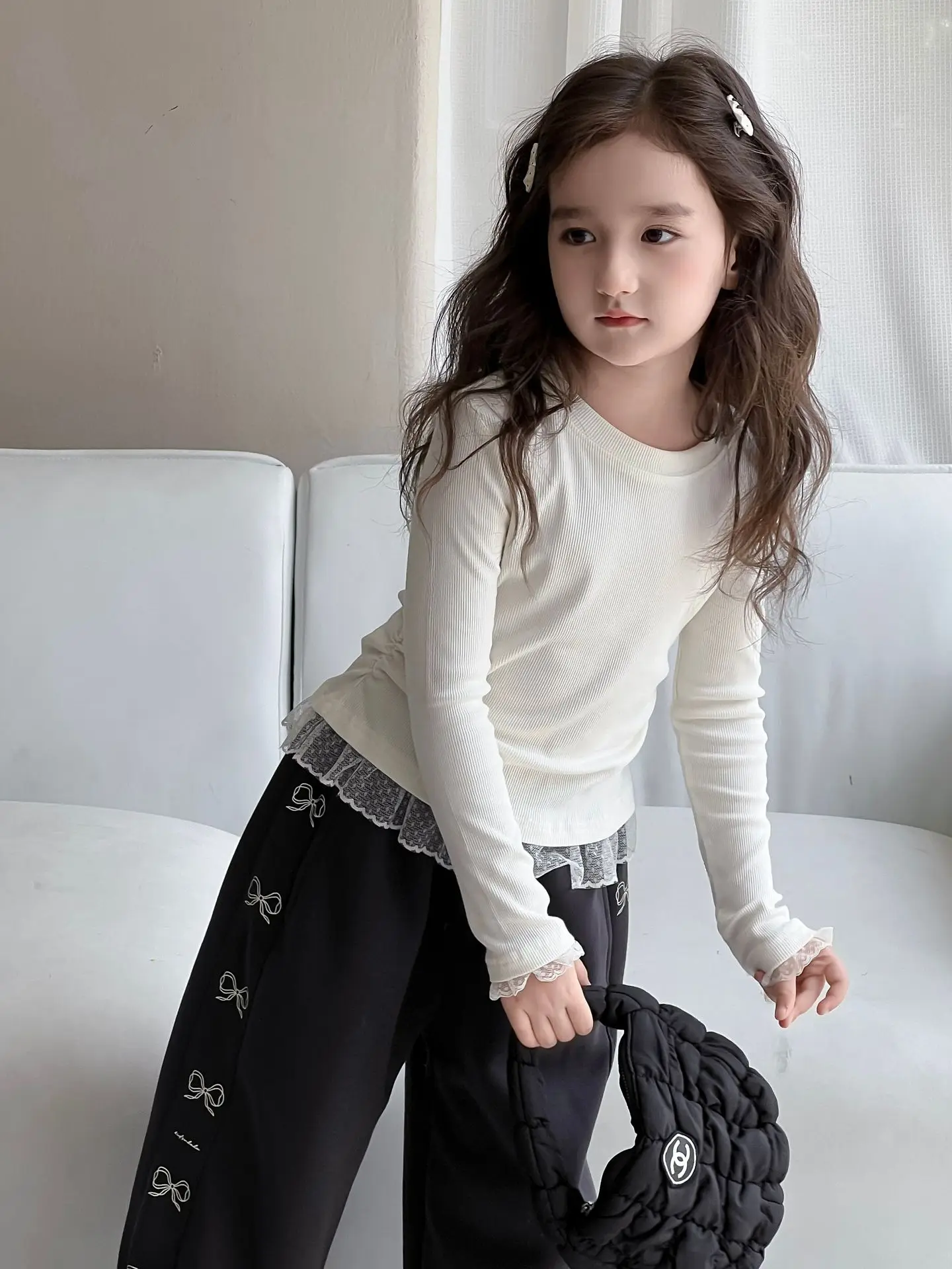 Camiseta de encaje para niñas, Top ajustado para niñas, suéter de punto versátil y elegante de alta elasticidad, otoño 2024