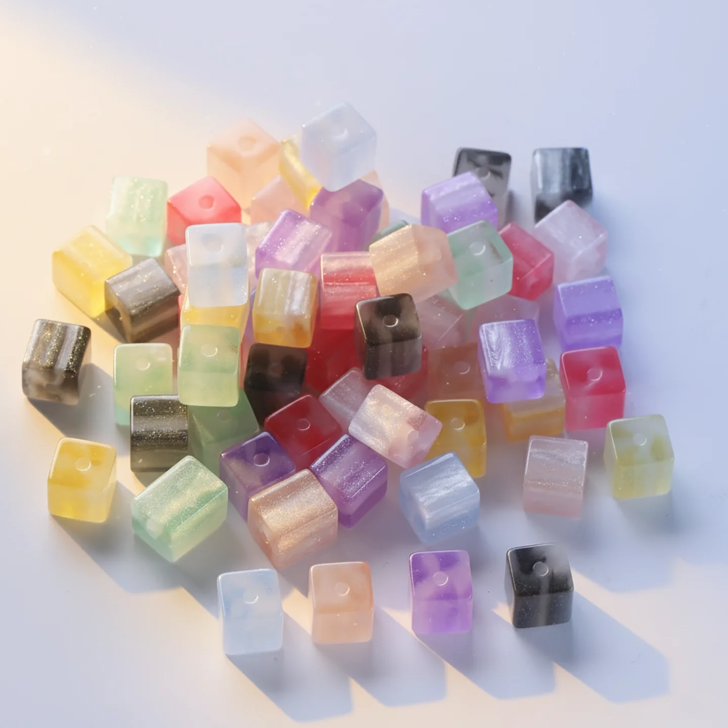 5pcs Square Shaped Resin Colored Beads UV Changing Reactive Beads for DIY Necklaces Bracelets Crafting Jewelry Making Findings