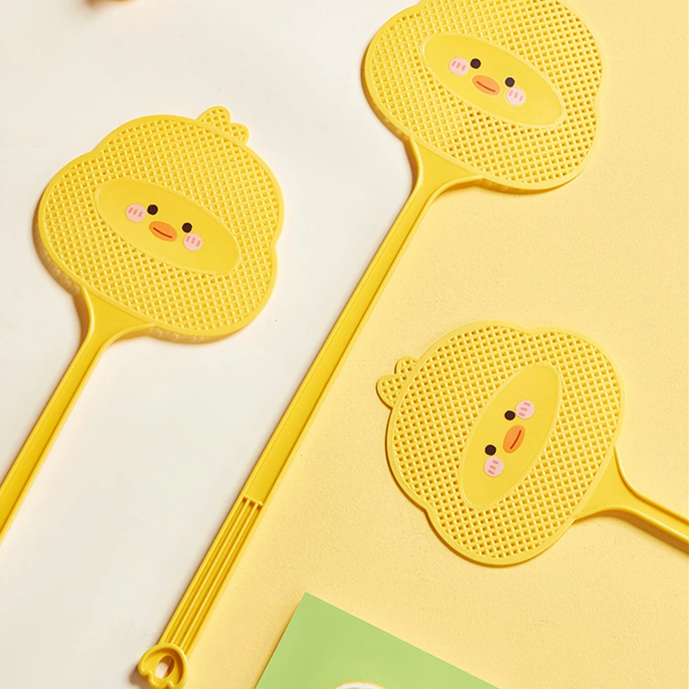 Fly swatter household cartoon little yellow duck mosquito pat manually slaps mosquitoes to kill flies and kill mosquitoes