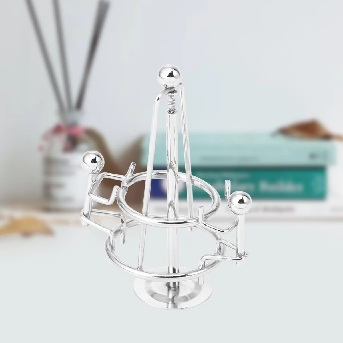 Creative Little Iron Figurine BALANCE Ball แกว่ง Tumbler CRAFT หัตถกรรมโลหะสําหรับ Home Office Desktop ตกแต่ง (MINI Cradle)