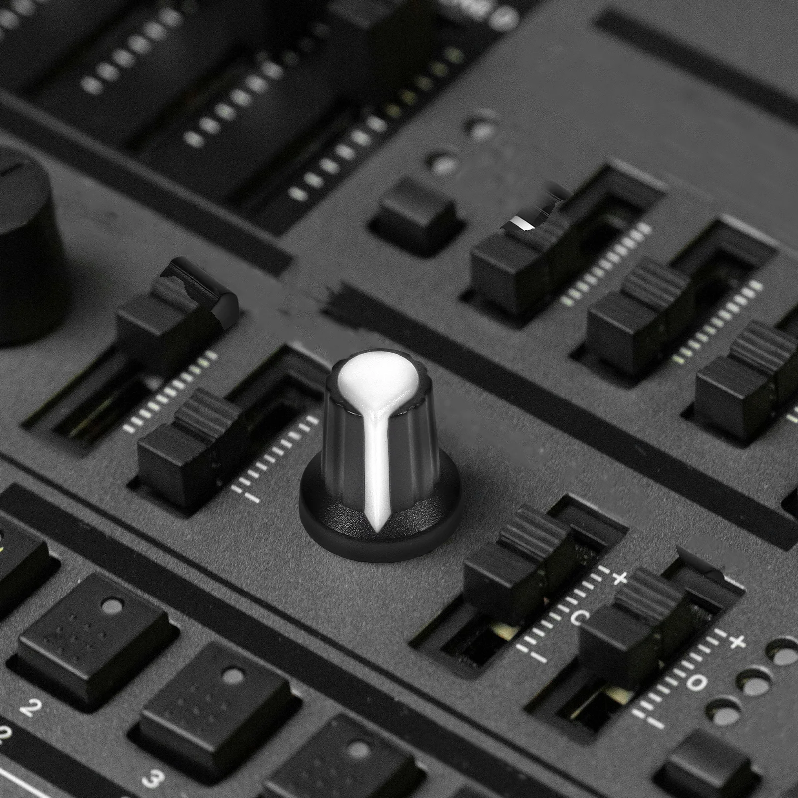 20Pcs Universal Dj Rotary Knob Caps Potentiometer Control Knobs for Volume Amplifier Mixing Table Easy Install Professional