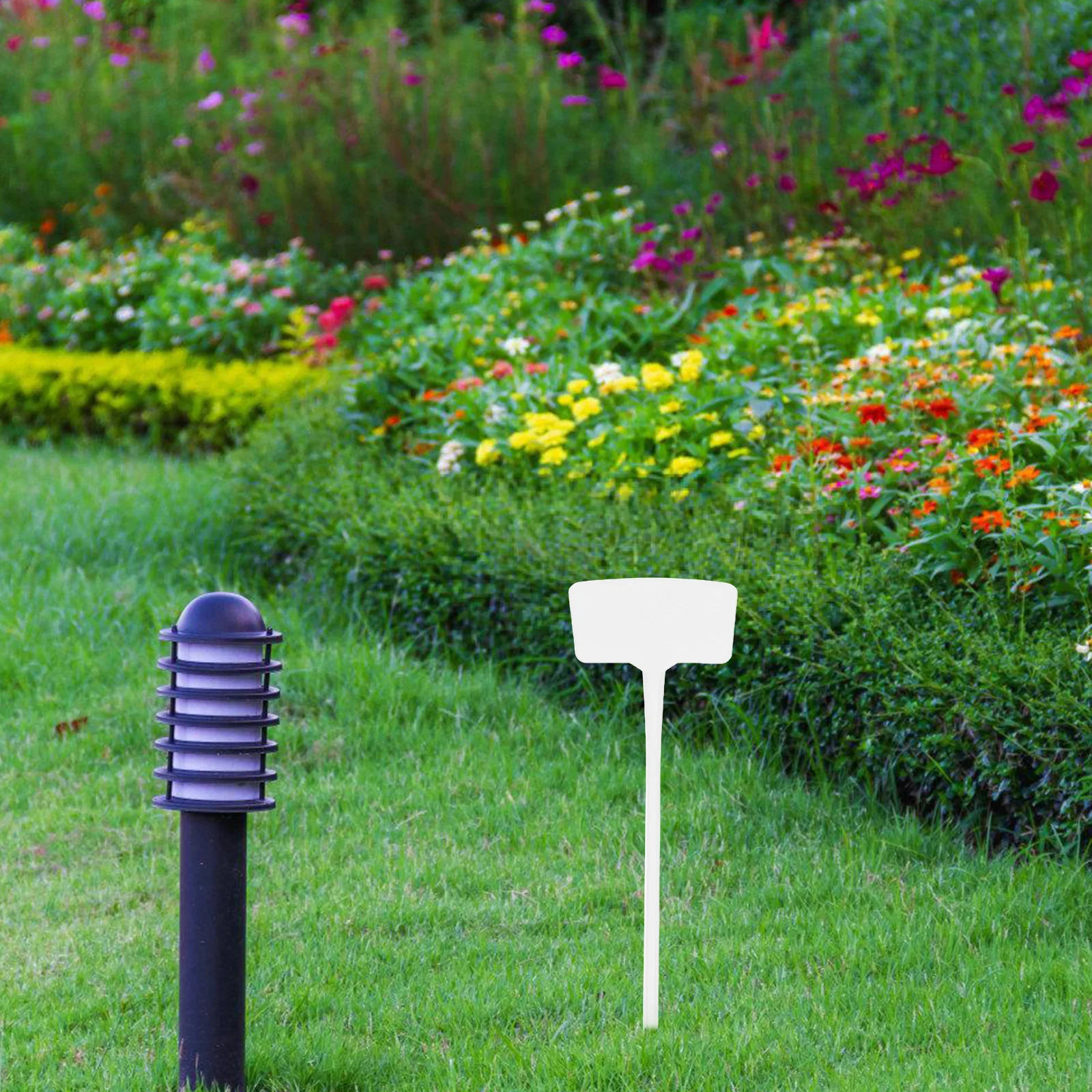 

10Pcs Garden Label Stakes Waterproof Plastic Flower Tags Slanted Ground Stake Secure Garden Signs for Herb Vegetable Plant