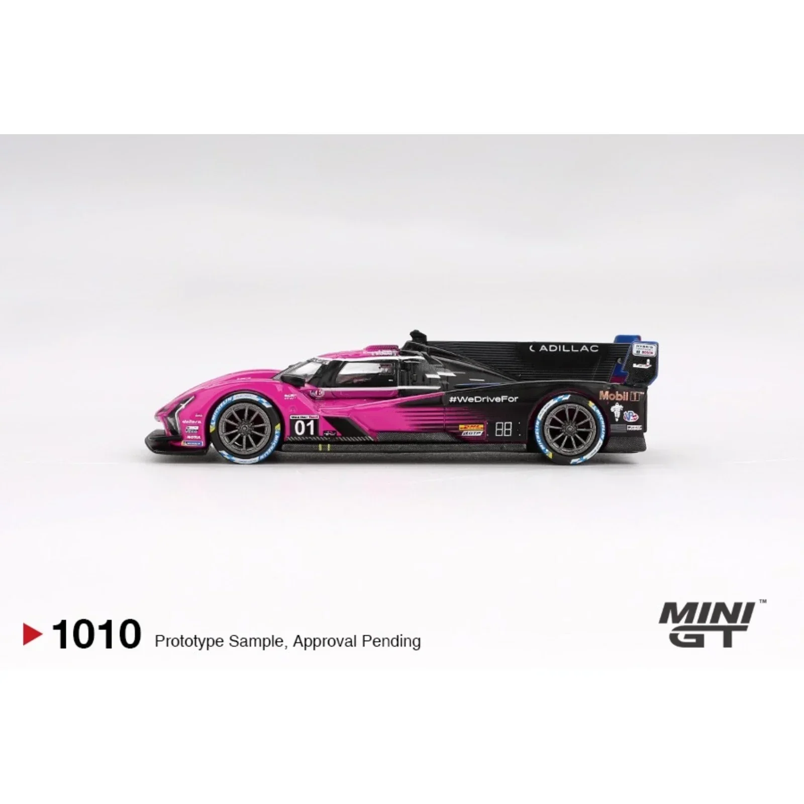 

PreSale MINIGT 1010 1:64 Cadillac V Series R #01 Cadillac Racing 2024 Diecast Car Model Collection Toys