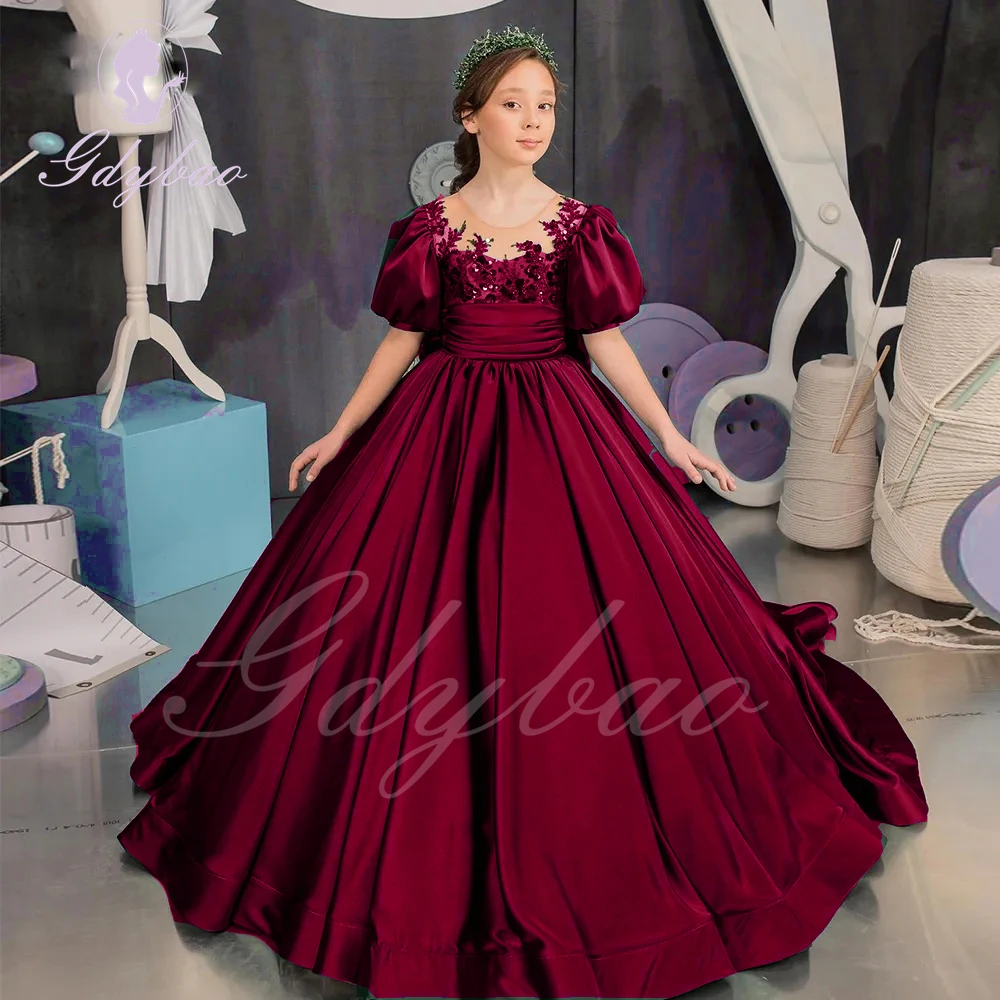 

Burgundy Satin Flower Girl Dress For Wedding Short Sleeves Puffy Applique With Bow Princess Kids Birthday First Communion Gown