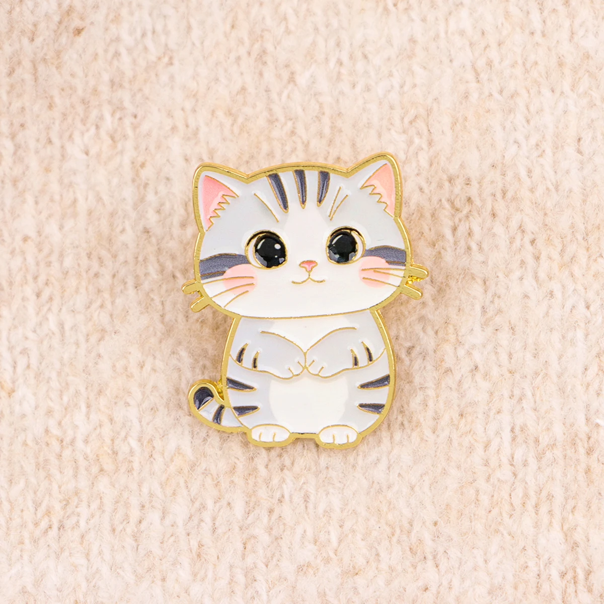 3er-Set Niedliche Katzen Emaille-Anstecknadeln Cartoon Lotus Brosche Reversnadel Abzeichen für Rucksack Kleidung Accessoires Modeschmuck Freunde Geschenk – Detail 6