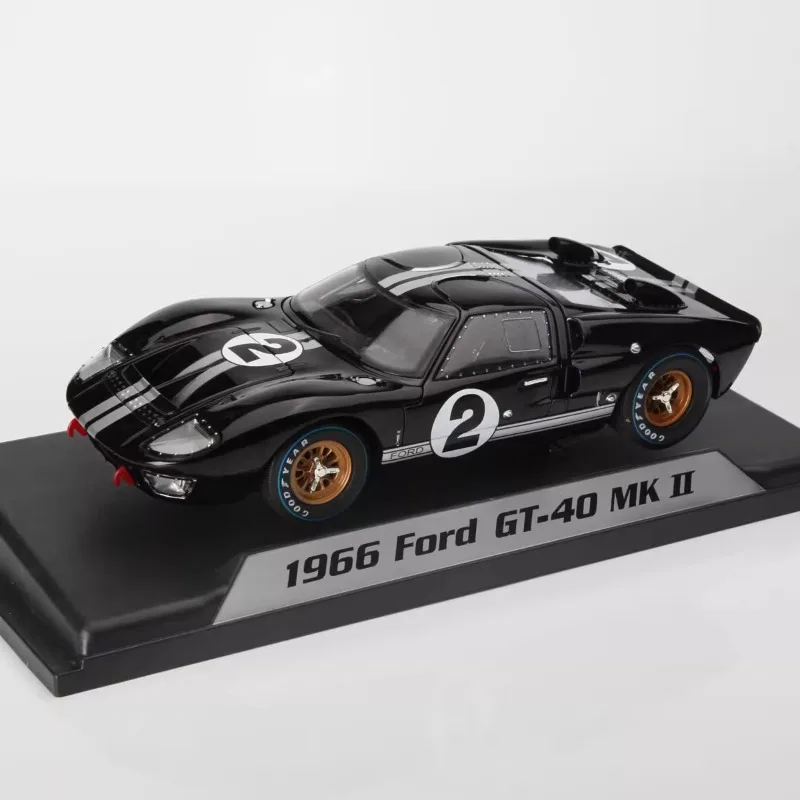 SHELBY 1/18 1966 Ford GT-40 MK II No. 2 alloy simulation static model, children's collection toy, New Year gift for friends.