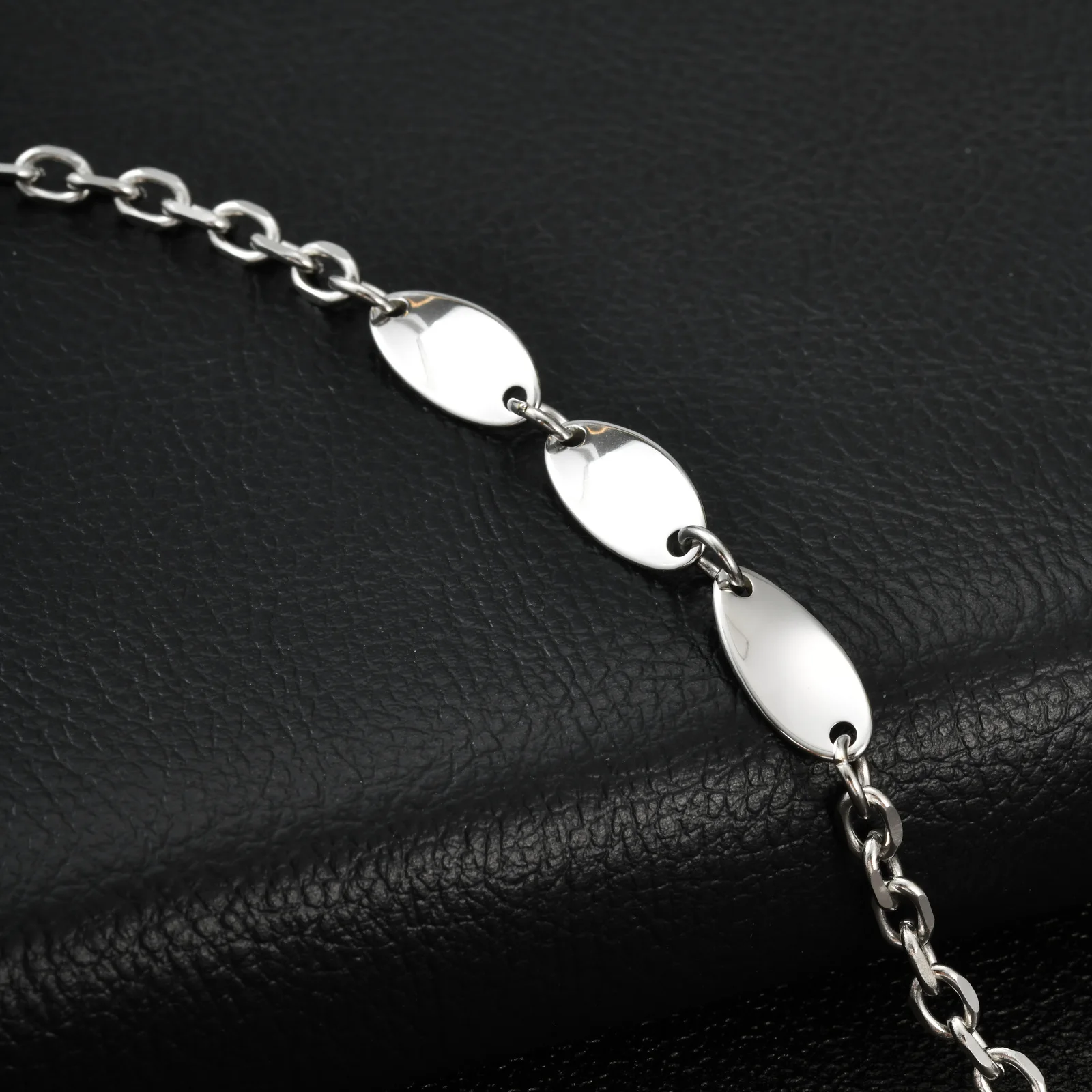 Neue Schlichte Herren-Kettenarmbänder, Silberfarbenes Edelstahl Verstellbares Gliederarmband, Hip-Hop Geburtstagsgeschenk – Detail 2