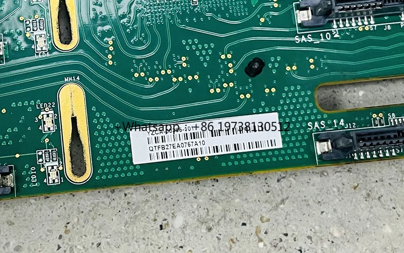 2U12 disc 3.5 inch 12G SAS RAID Expander backplane YZCA-00395-101