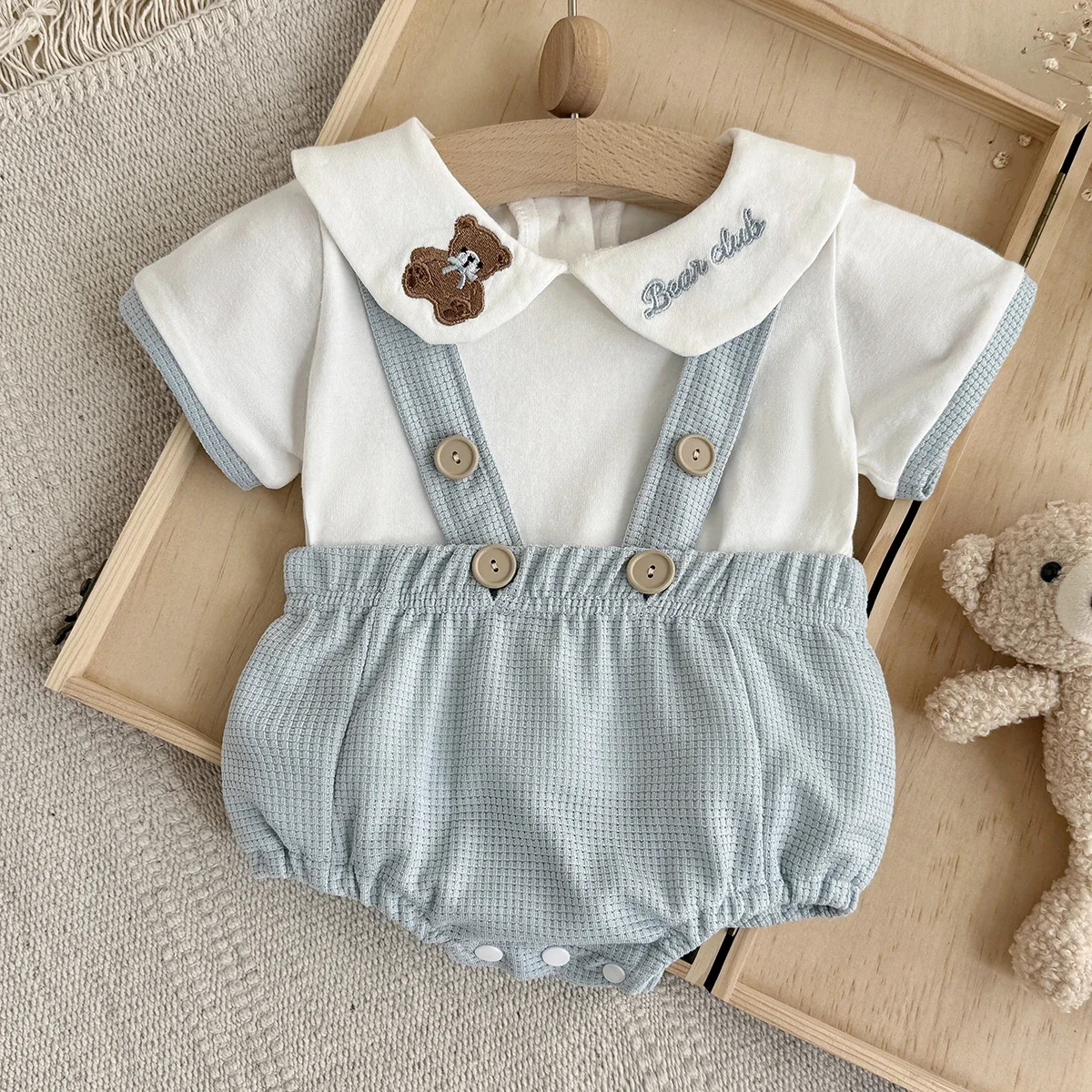 Two-Piece Summer Baby Boy Embroidered Little Bear T-shirt With Briefs Jumpsuit Short Sleeve Lapel Baby Set Suitable for 0-18m