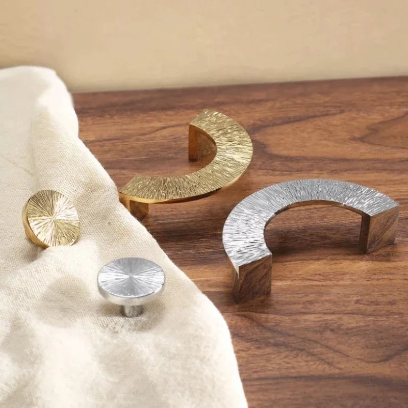 Light Luxury Drawer Cabinet Door Wardrobe Half Moon Handle Antique Handle Brass Straight Line Hammer Pattern Silver Door Handle